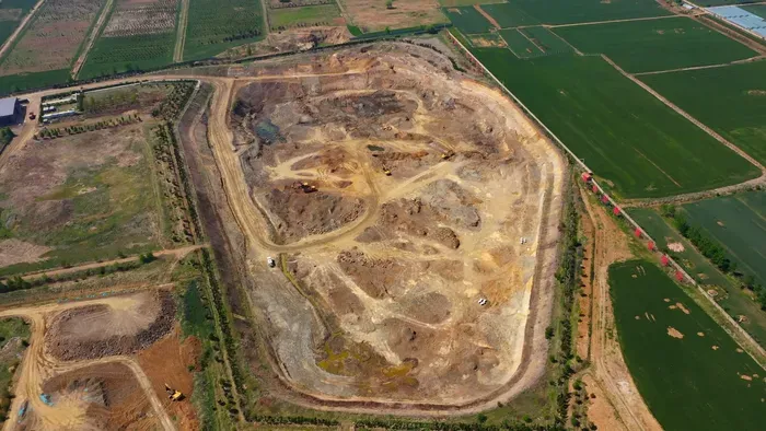 OneGarnet Mine Site